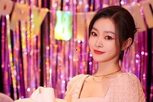 网友爆料宋轶视频,网友热议的精彩瞬间回顾